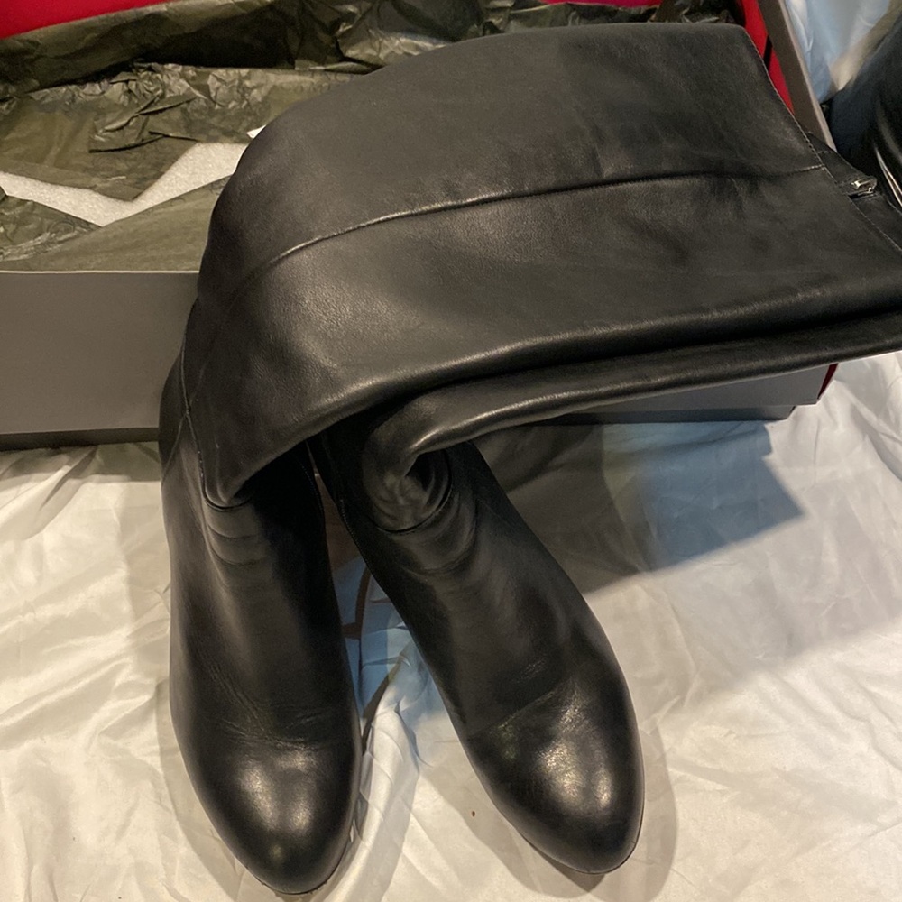 Knee hi leather boots